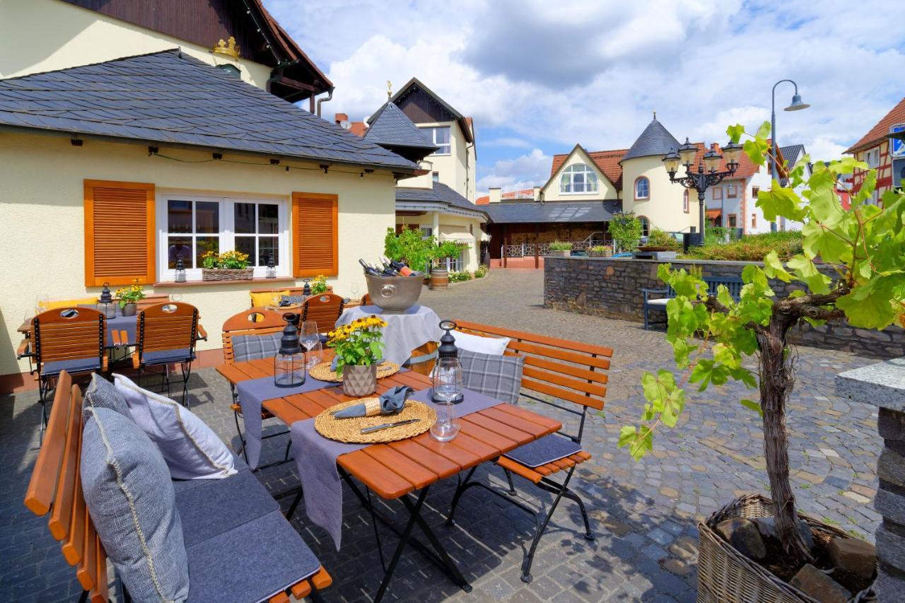 Hotel Krone Alzenau Bagian luar foto