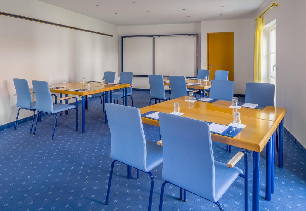 Hotel Krone Alzenau Bagian luar foto